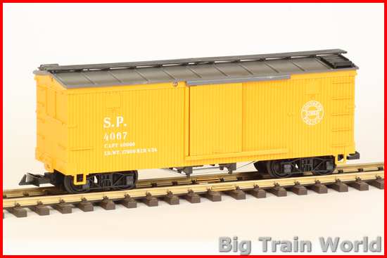 LGB 4067 - Boxcar  S.P. type 2 LT.WT.17900, used, good condition, yellow box