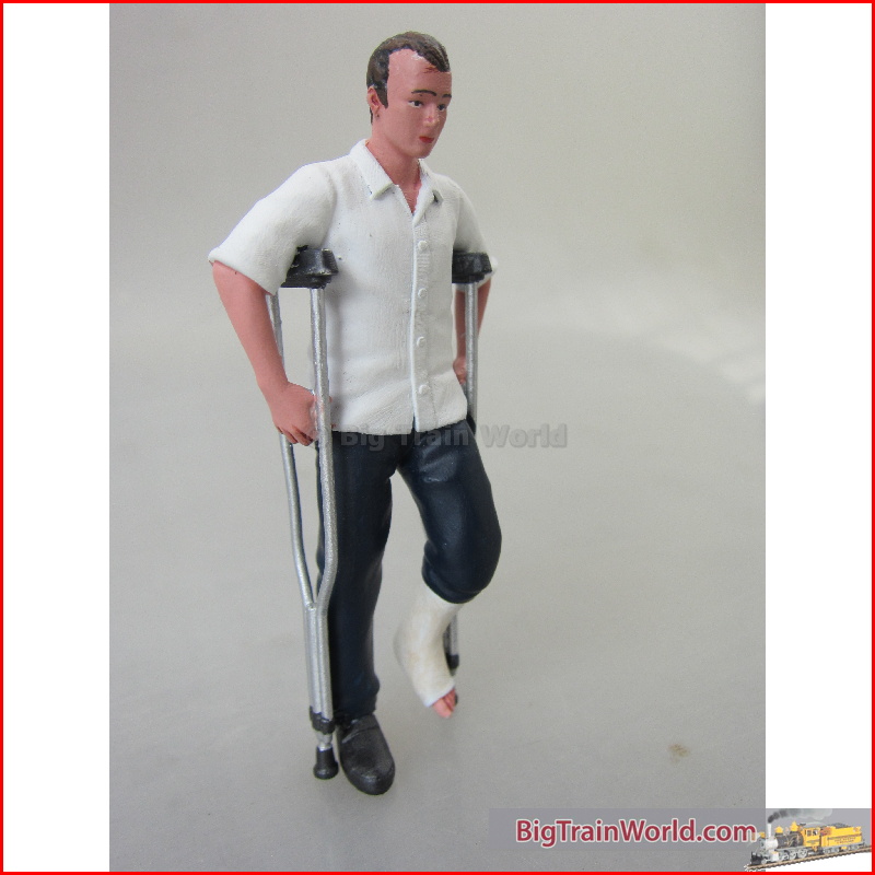 Prehm Miniaturen 500603 - Mann mit gebrochenem Bein und Gehhilfen - Neu 2021