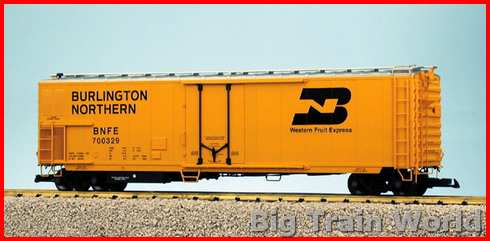 USA Trains R16704 - BURLINGTON NORTHERN 50' REEFERYELLOW/SILVER